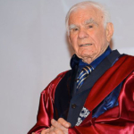 Yüzyılın en iyi beyin cerrahı hayatını kaybetti