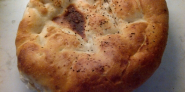 Susamlı ramazan pidesi