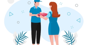 Kapıda paket teslim eden kurye
