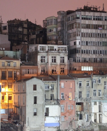 Kira geliri elde edilen konutların bulunduğu İstanbul manzarası